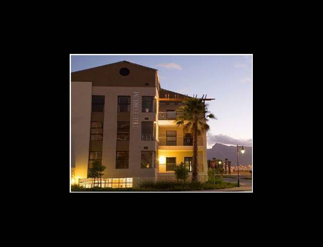 101M² OFFICE TO LET IN CENTURY CITY